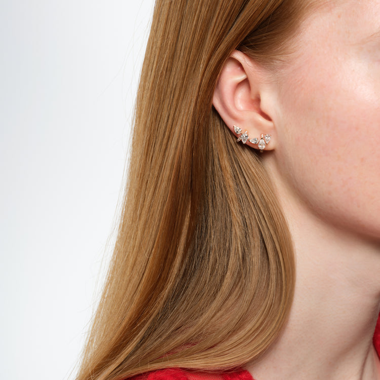 Serti sur Vide earring set with 5 diamonds