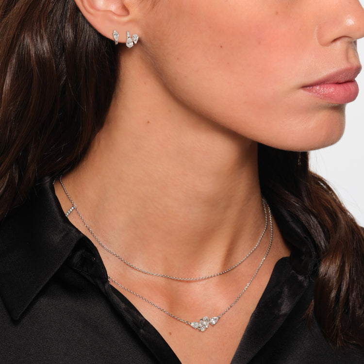 Serti sur Vide earring set with 3 diamonds