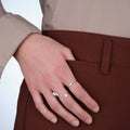 Bague Serti sur Vide sertie de 3 diamants taille poire