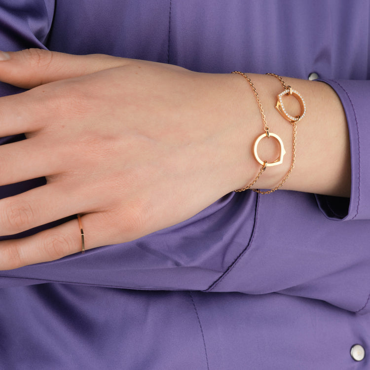 Antifer chain bracelet