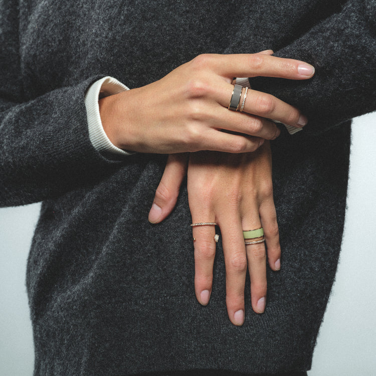 Bague Serti sur Vide sertie d'1 diamant