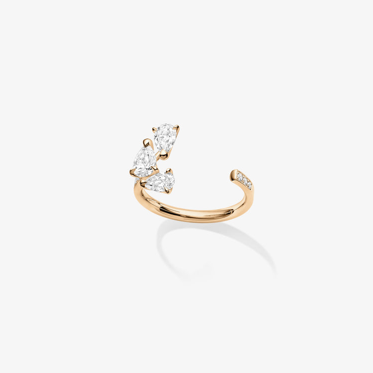 Serti sur Vide ring set with 3 diamonds