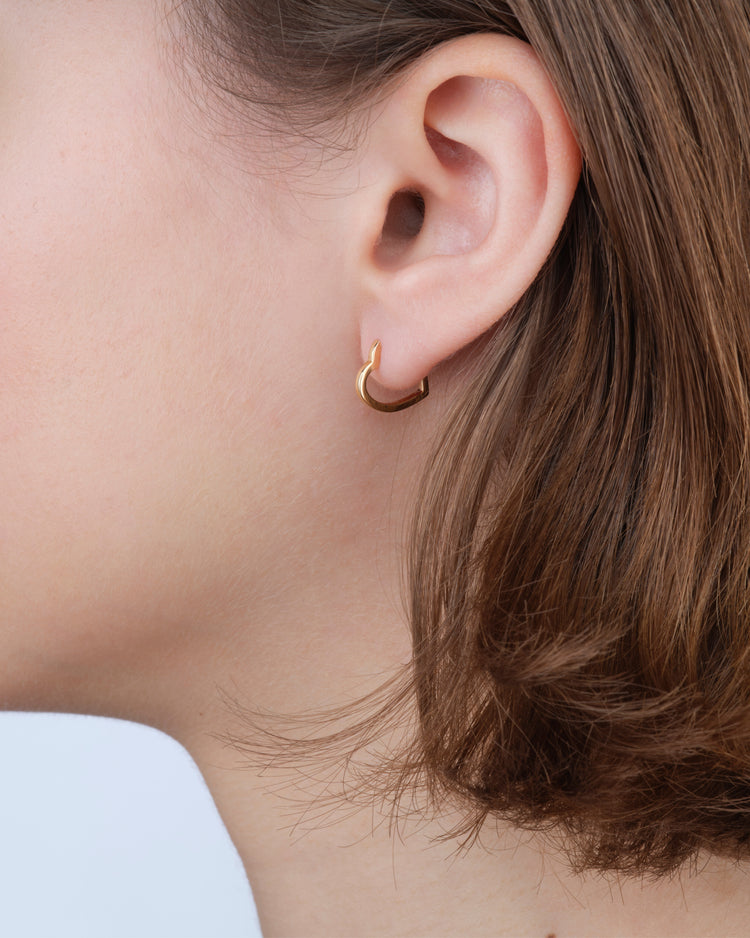 Antifer Heart hoop earring