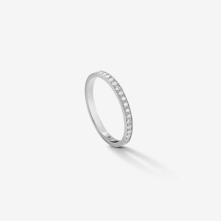 Berbere ring in platinum paved with diamonds